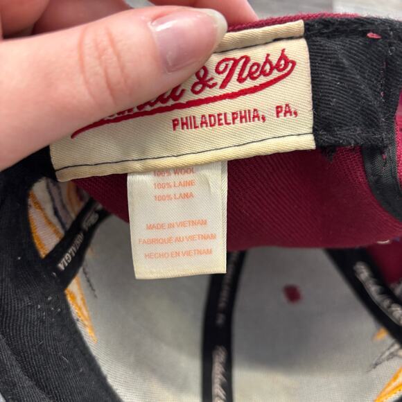 Mitchell Ness Cleveland Cavaliers Cavs Maroon OS 100% Wool Snapback NBA‎ Hat Cap - Picture 7 of 8